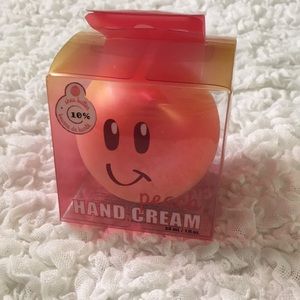 🍑 Peach Hand Cream